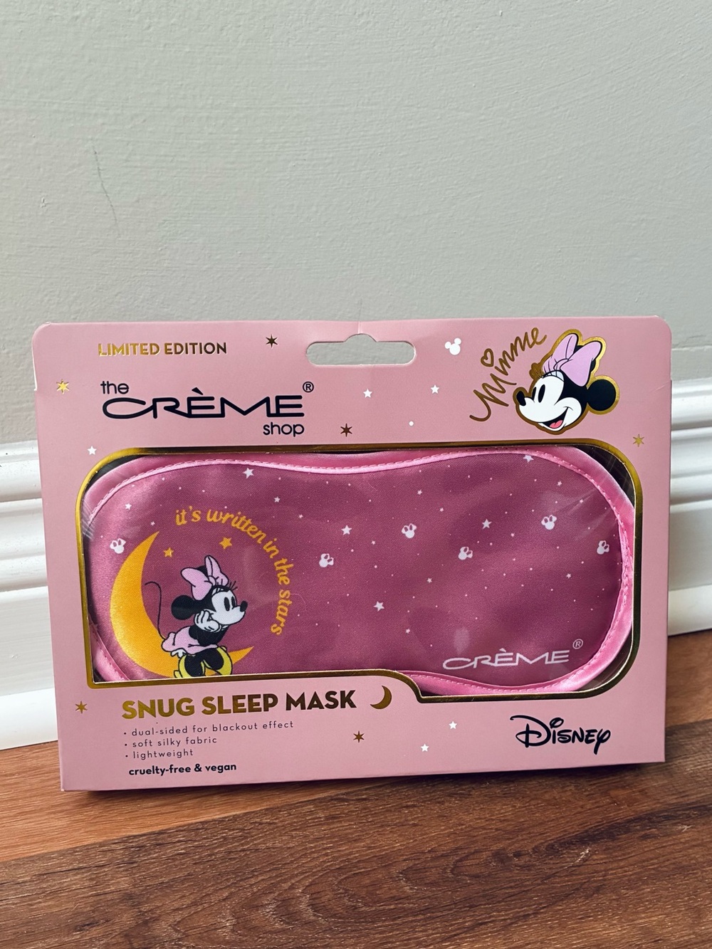 Disney x The Crème Shop Limited Edition Minnie Pink Snug Sleep Mask NIB